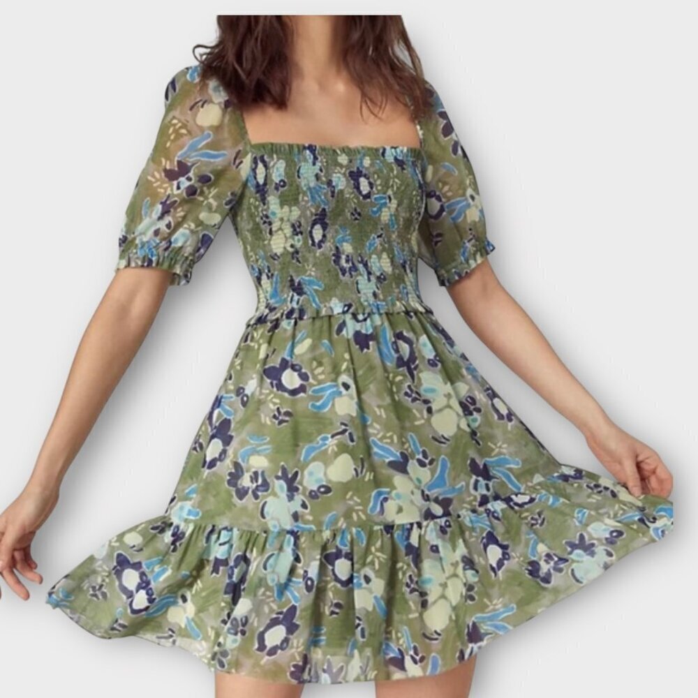 Aritzia Wilfred Laken Short Sleeve Floral Dress